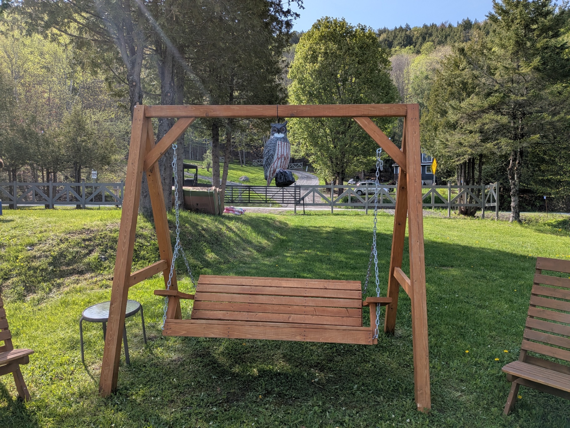 Balançoire sur mesure en bois massif